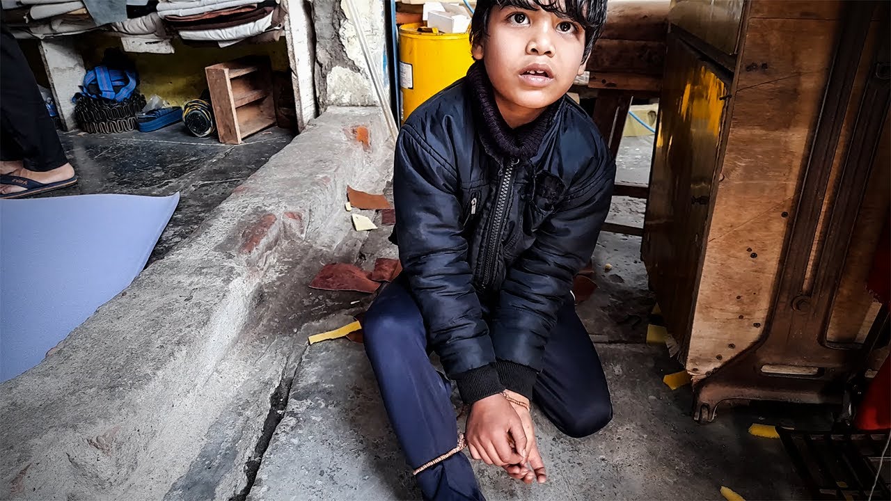 Ayush Ko Rassi Se Bandh Diya 😅