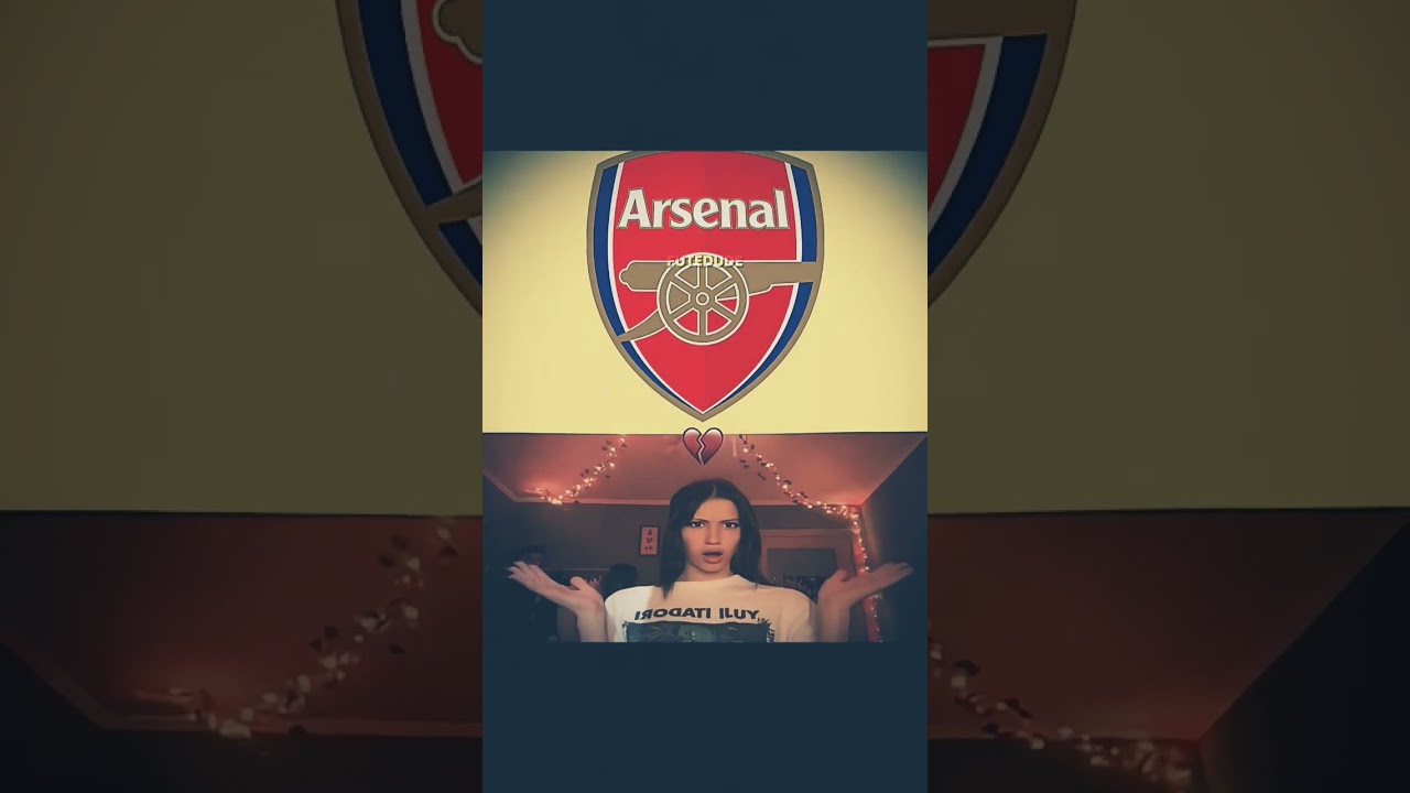 Nuevo escudo del arsenal😅😆