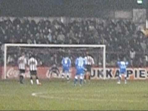 Richard Lee saves Ashley Barnes Penalty - Brentford v Brighton and Hove Albion