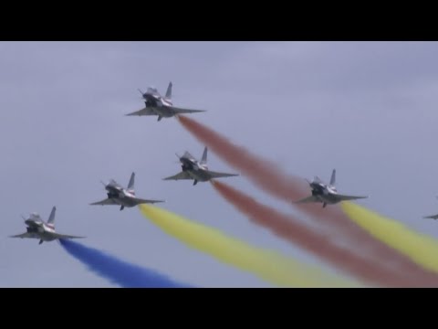 Aerobatic performance wows audience at 2022 changchun airshow