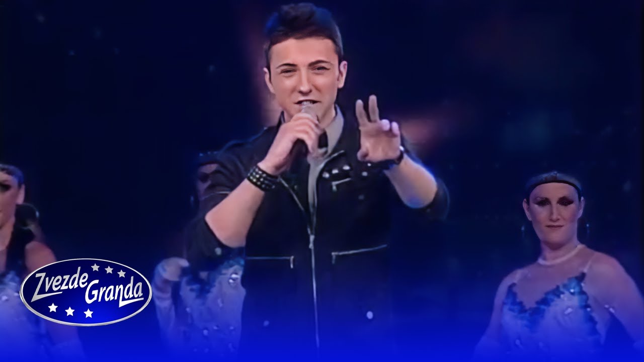 Stefan Petrusic - SVE JOS MIRISE NA NJU - Live - (Zvezde Granda Finale - Arena 2011)