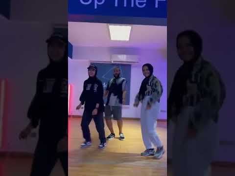 زومبا زينب و بربري و ريم Shorts زومبا