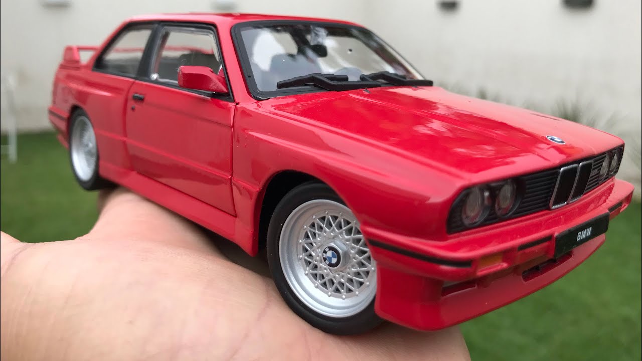 Comprei uma BMW E30 M3 de BRINQUEDO miniatura tamanho 1/24 marca Burago ...