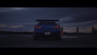 Hartnett Media: Skyline R34 VSPEC-0