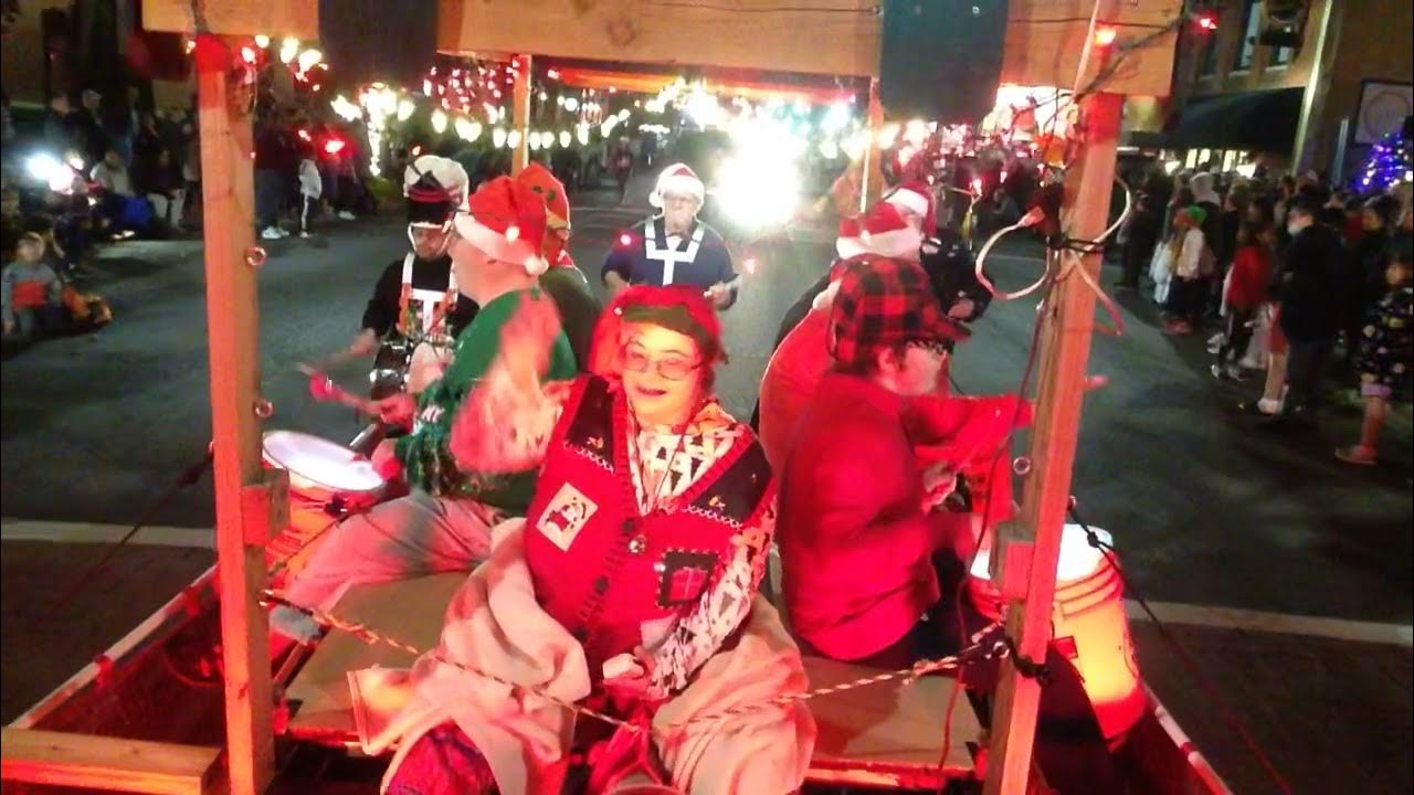 Bucketeers in the Lenoir City, TN 2021 Christmas Parade YouTube
