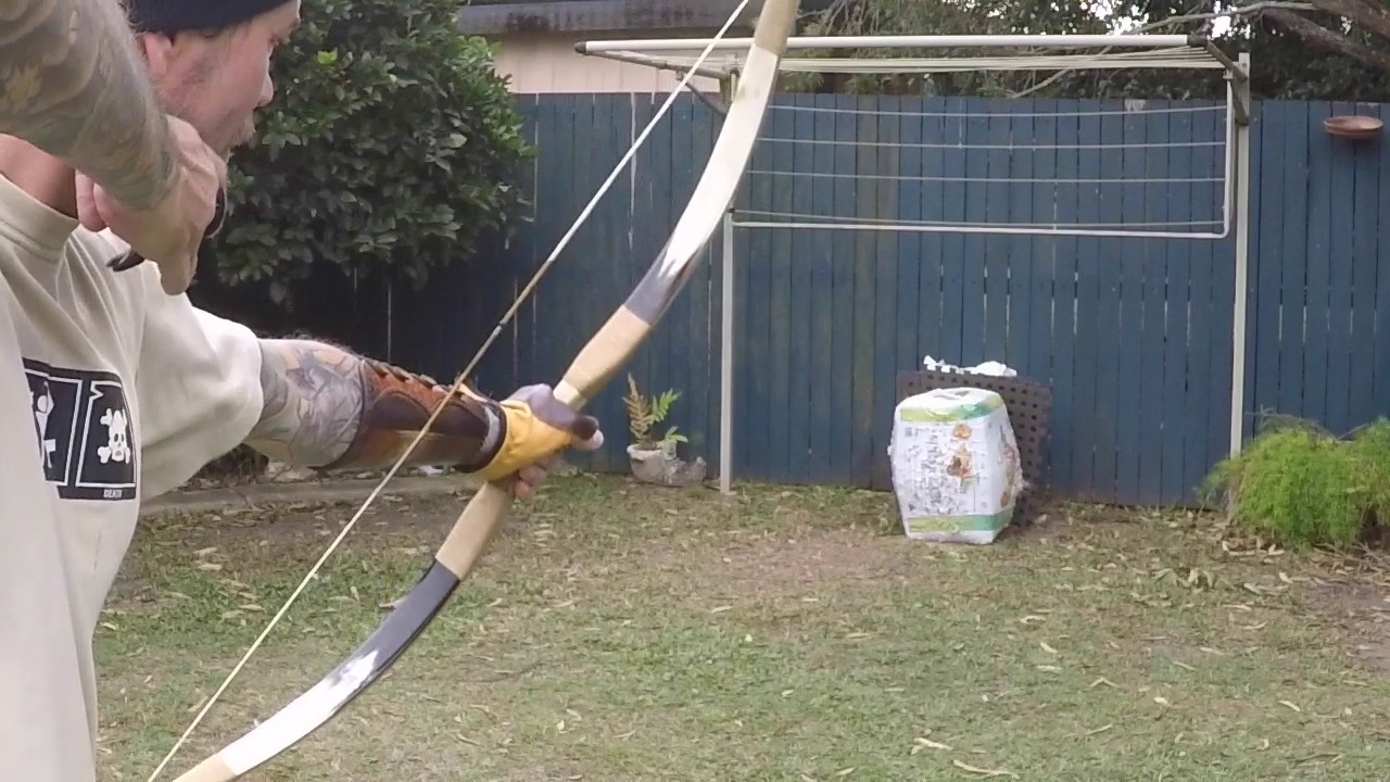 Backyard Archery 2020.. Slow Motion Arrow Flight.. Archers Paradox