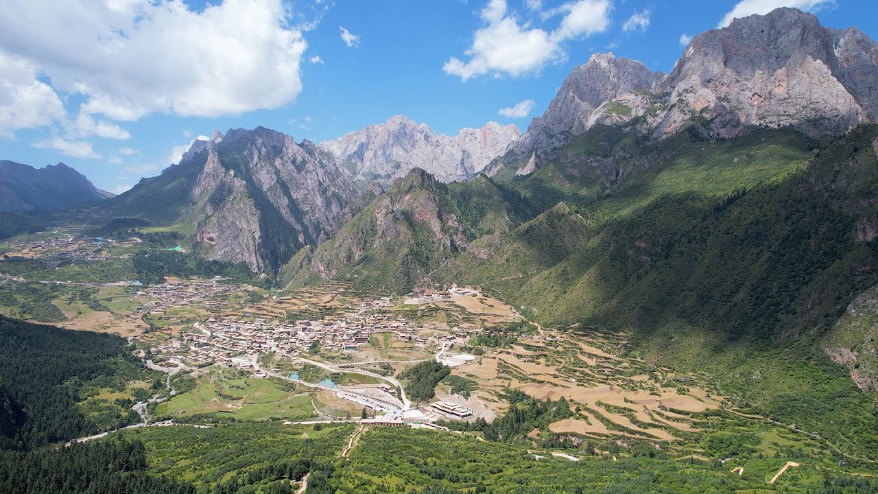 ENGSUB 甘南最美扎尕那，被誉为亚当和夏娃的诞生地