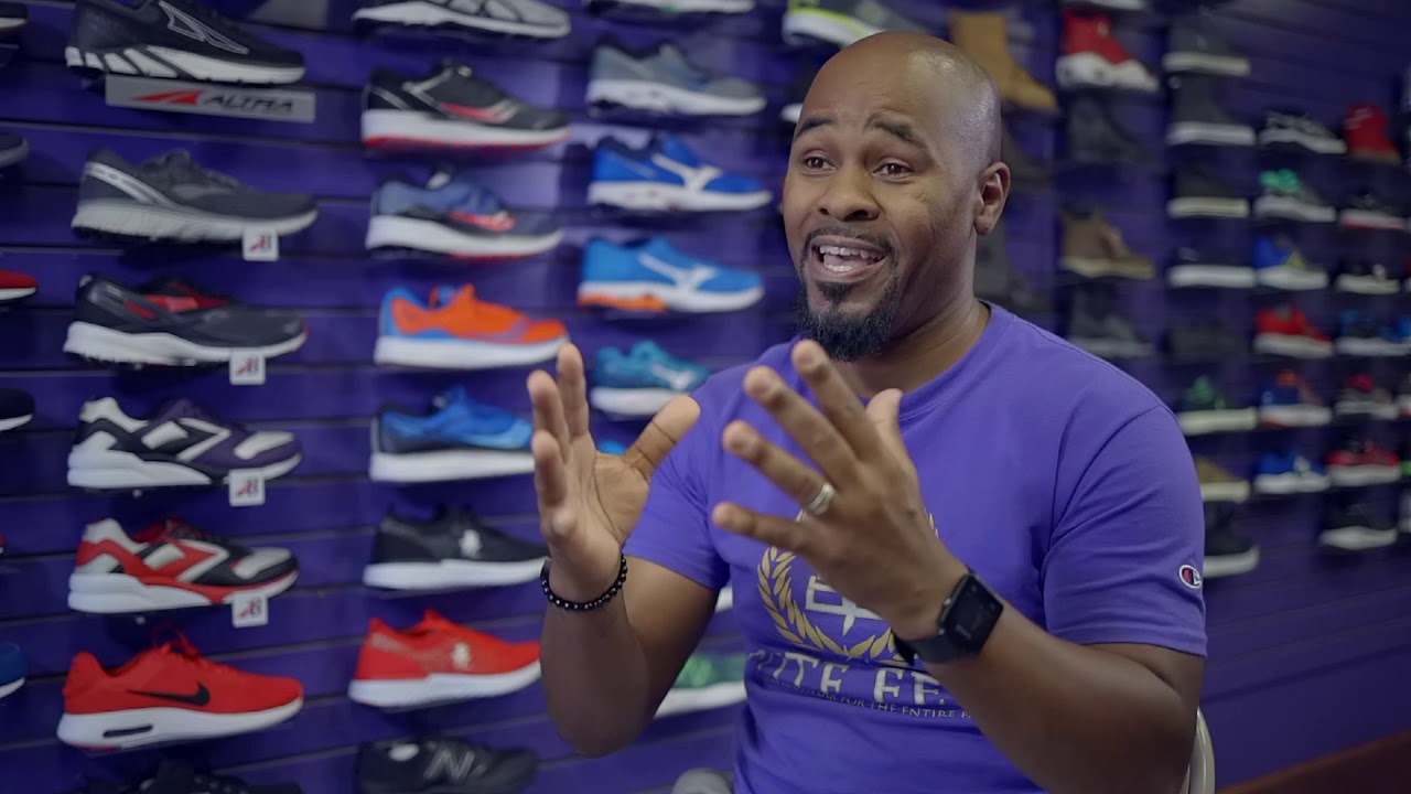 elite feet running store