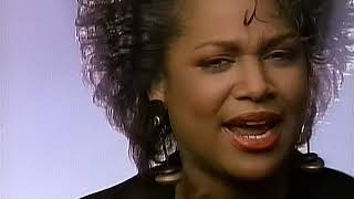 Michel'le Ft. Dr. Dre - Nicety (Full  Version) (Dirty) (1990) (HD) 4:3 Resimi
