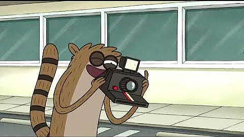 Regular Show - Rigby Snaps Pictures Of Thomas