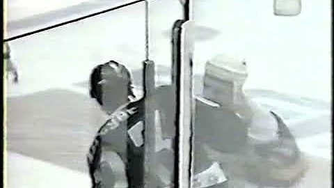 Barry Dreger vs Dennis Maxwell IHL Jan 16/98