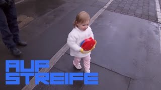 Chiara (3) alleine unterwegs  Ist die Mutter Opfer von Einbruch & Raub? | Auf Streife | SAT.1 TV