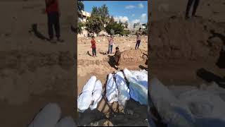 Gazzede İsrailin Şehit Ettiği Müslümanlar Toplu Mezarlara İnsanlık Sessizliğe