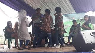Ariel hermawan DUDA ARABAN..goyang nya kocak
