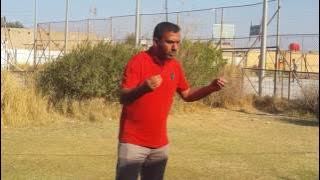 محاضرة الكابتن احمد حسون .. مدرب فريق الكرادي في المباراة الودية ضد نادي الحي في الحي