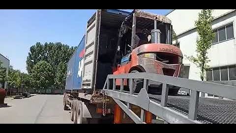 loading the gabions to Philippines