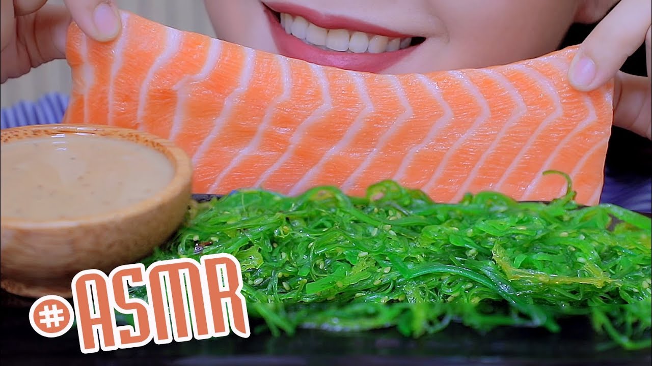 chewing gum silence ASMR RAW SALMON WITH MIXED SEAWEED , SAVAGE EATING SOUNDS | LINH-ASMR