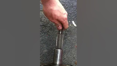 T5 Transmission wobble in input shaft