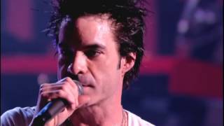 Train - When I Look To The Sky - Sheperds Bush Empire - 25th October 2010 - MTV