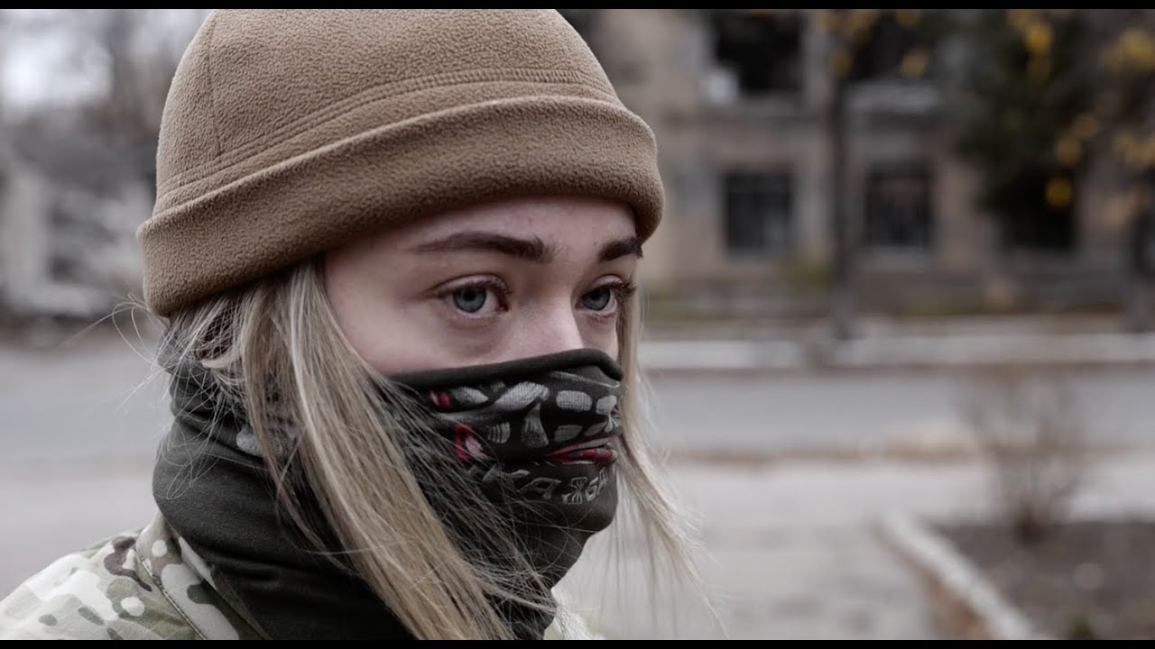 Bojiště u Pokrovsku: Dronařka Karolína brání město, i když nevěří, že vydrží.