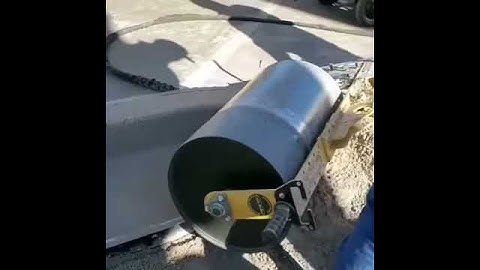 Máy thi công bó vỉa khuôn đường siêu nhanh và hiện đại