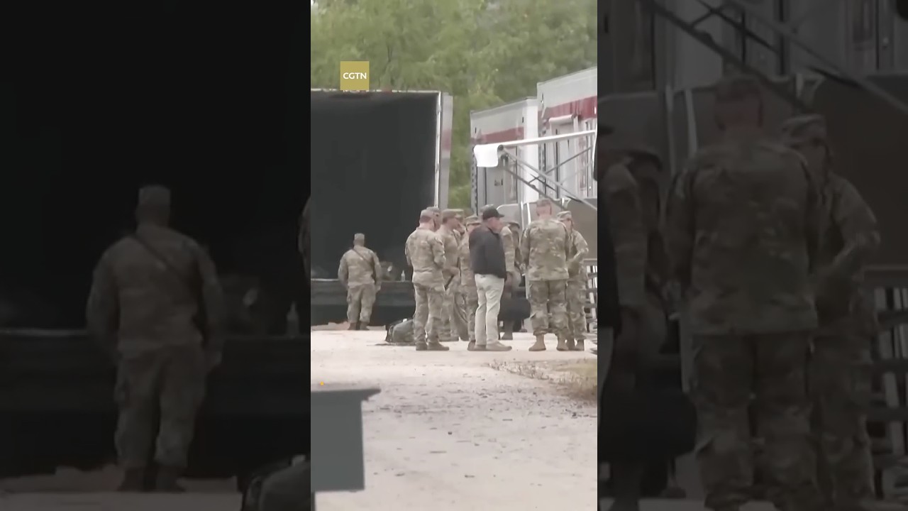 National Guard troops from Texas arrive at army base near Chicago