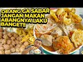 Jangankan siang baru buka sejam aja udah diserang ni bakso ada apa sih