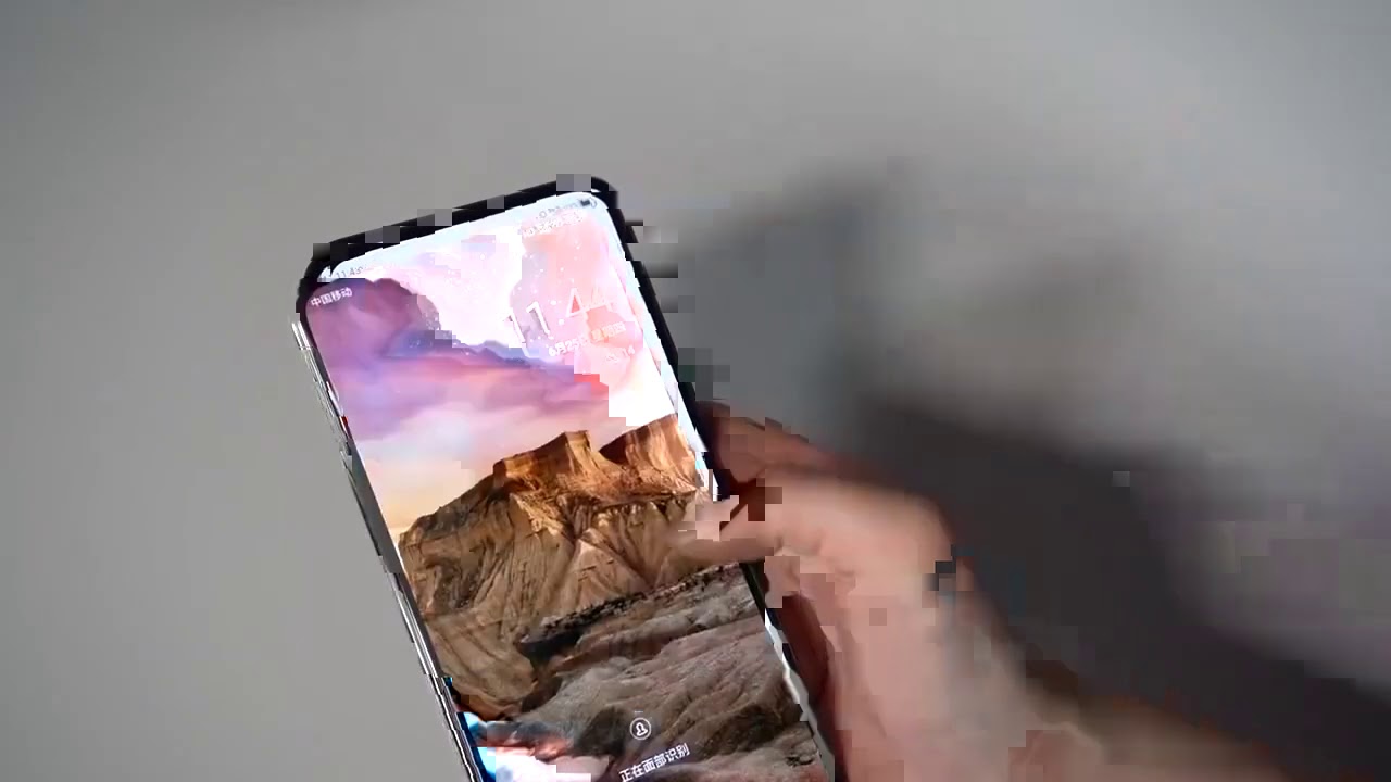 ZTE Axon 20 5G - first smartphone with under-screen selfie camera