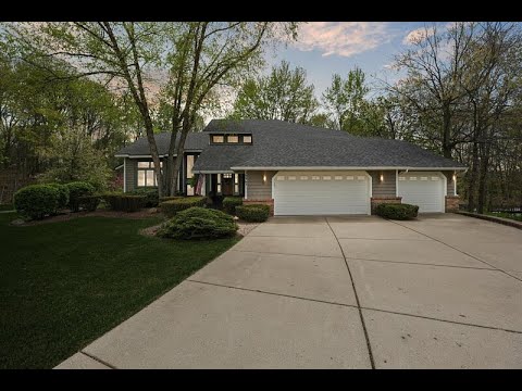 38967 Holsworth Court, Farmington, MI home video tour