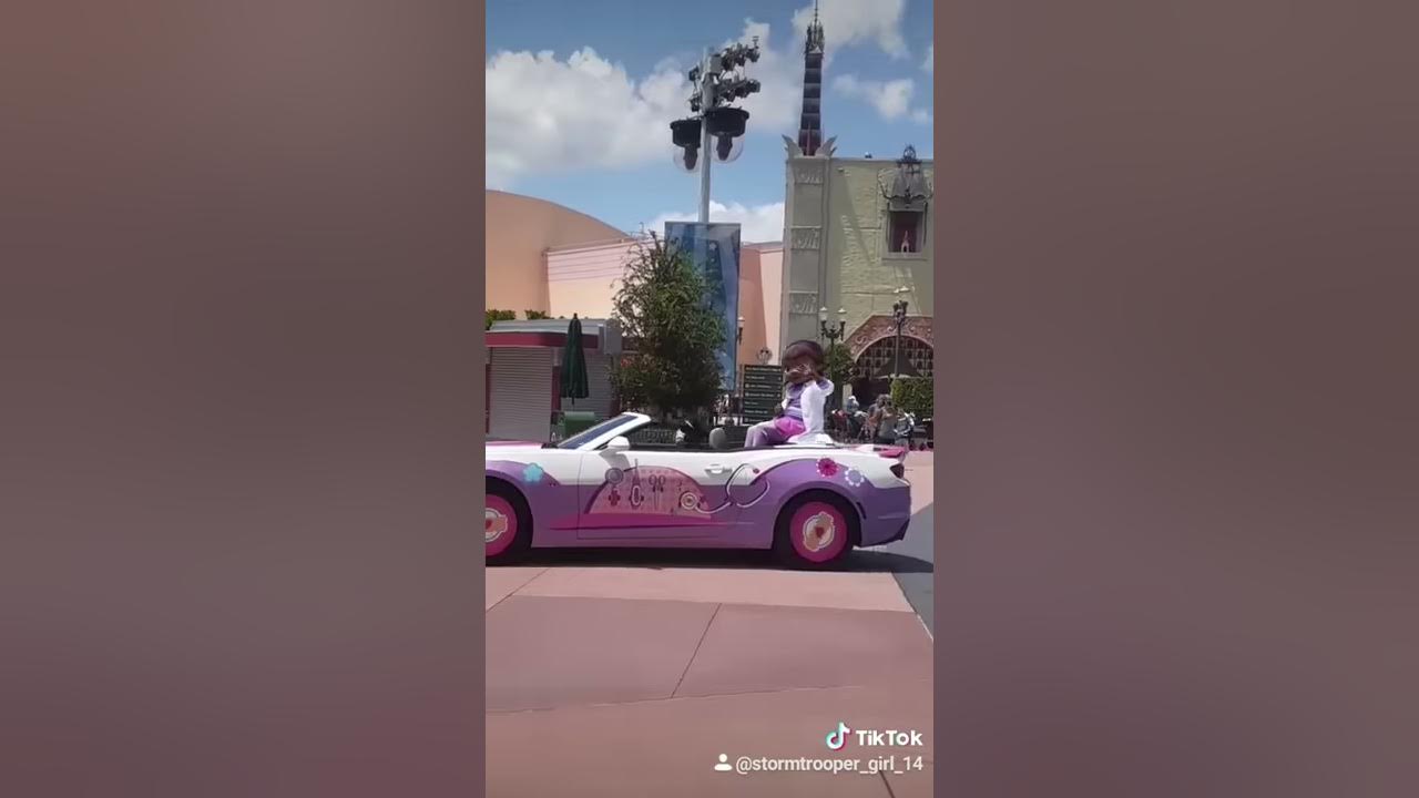Disney Hollywood Studios Parade YouTube