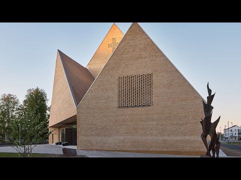 Video: Pyhän kolminaisuuden katedraalin kuvaus ja kuvat - Latvia: Liepaja