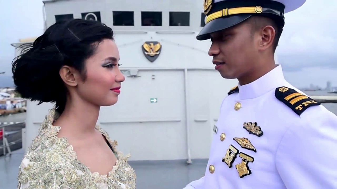 Prewedding Agung Bunga Lettu Laut Ipda TNI YouTube