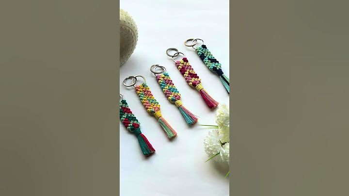 🎨 Surprising twist! 🎨 Who knew keychains could be this colorful and fun? #macrame #macramekeychain