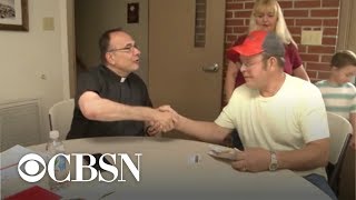 Priest pays coal miners' bills after company files for bankruptcy