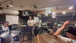 peak echoes / Rhythm playing