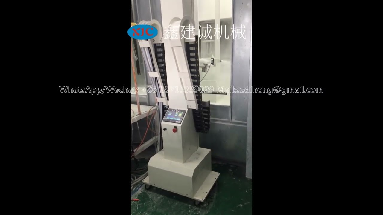 Automatic paint spraying machine for electric spraying of hardware, plastic, and glass