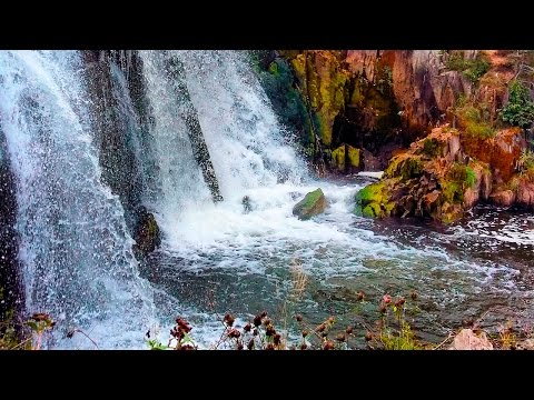 Видео: Изкачване на изкуствен водопад в ледения парк Teton - Matador Network