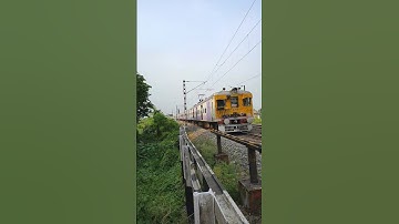 Old technology! Manual Rail gate opening #shorts