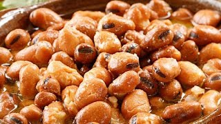 Fava Beans (Foul Mudammas) فول مدمس اطيب واسرع صحن فول في البيت