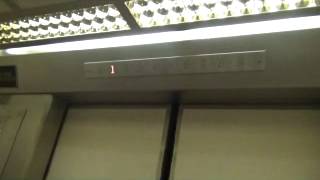 Antique Otis Elevators at the Clarkson Tower in Omaha, Nebraska avi