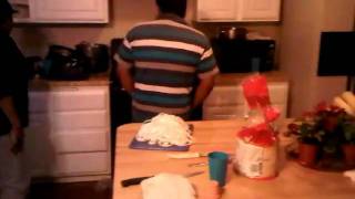 VID-20101217-00004