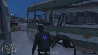 GTA 5  - Running some survival with my wife 