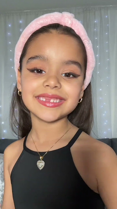 Jenna Ortega Inspired Makeup | Makeup By 6 Year Old Kassie