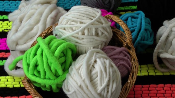 Understanding Roving Yarn by Mama Knows Luxury 