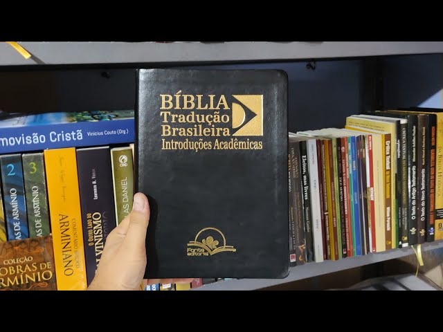 Bíblia Tradução Brasileira - Introduções Acadêmicas: Tradução Brasileira  (TB) - Couro sintético