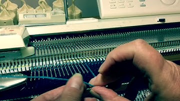 Cast off in the middle of a row