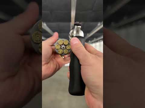 Ruger Snub-nose 44Mag FPV