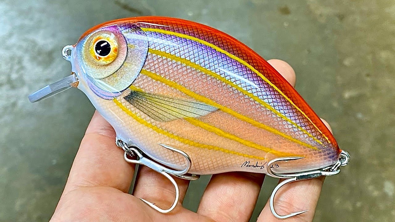 Painting a Threadfin Bream CrankBait - YouTube