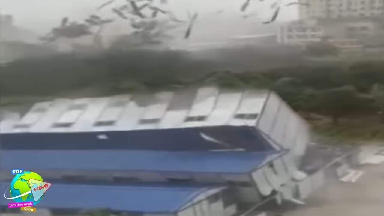 BADA1 T0PAN Dahsyat Terjang Mozambik, Rumah Beterbangan Sampai Terbalik!! | Extreme Weather