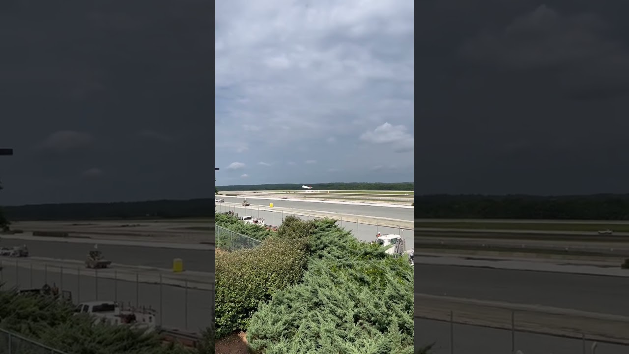 Spending ti with my fans the airport